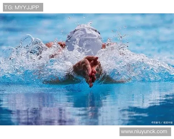 游泳对健康的全面益处：增强体质、改善心肺功能、减压放松的最佳运动选择